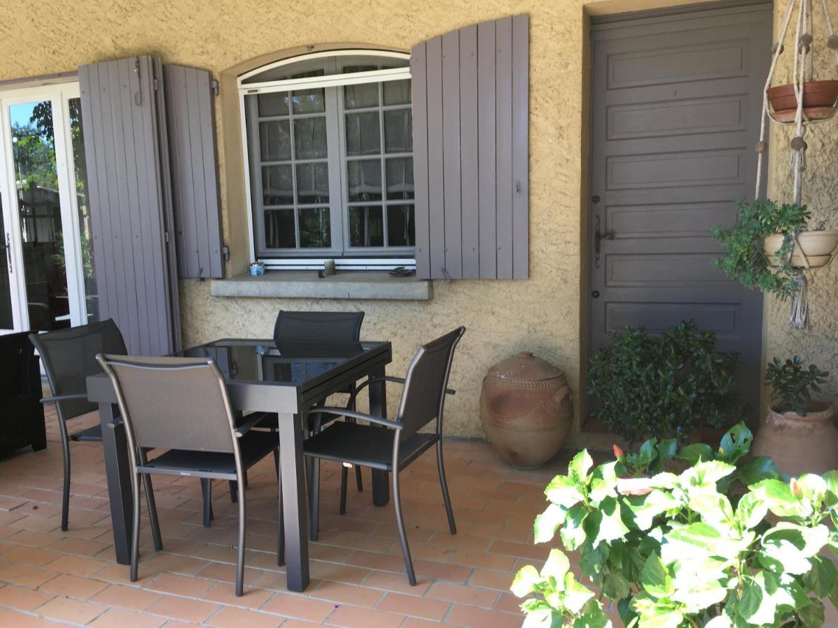 Soleil Lotus Apartamento Saint-Hilaire-de-Brethmas Exterior foto