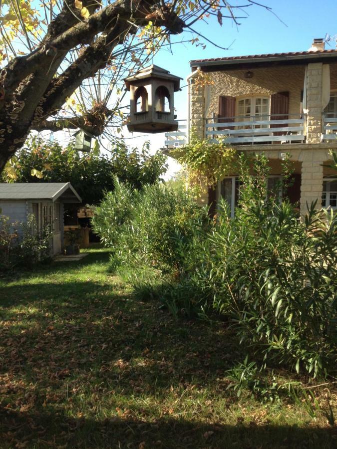 Soleil Lotus Apartamento Saint-Hilaire-de-Brethmas Exterior foto