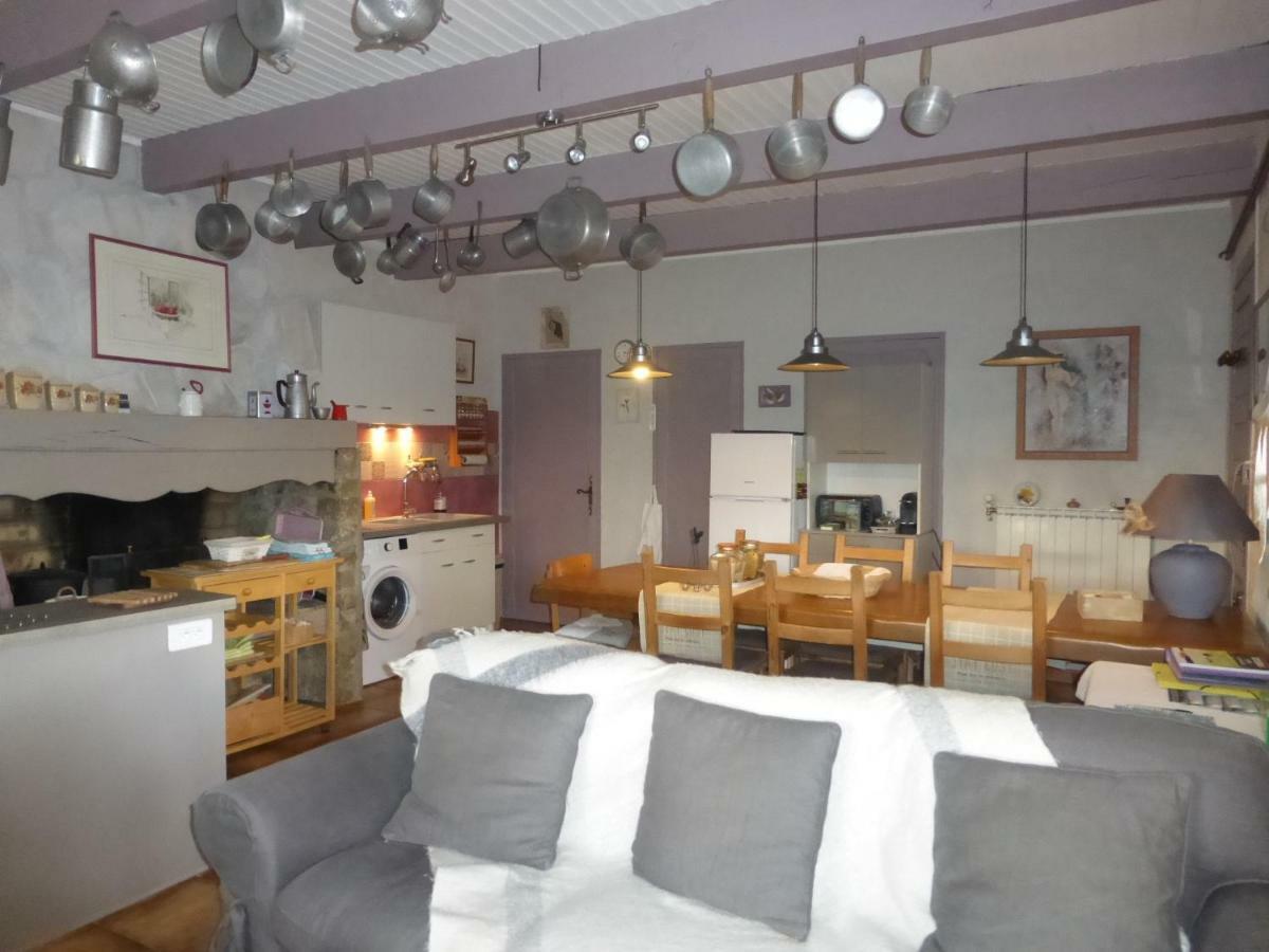 Soleil Lotus Apartamento Saint-Hilaire-de-Brethmas Exterior foto